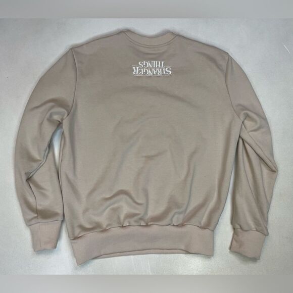 Pacsun Stranger Thing Hellfire Club Crewneck Sweatshirt Men Small Beige - Picture 4 of 7